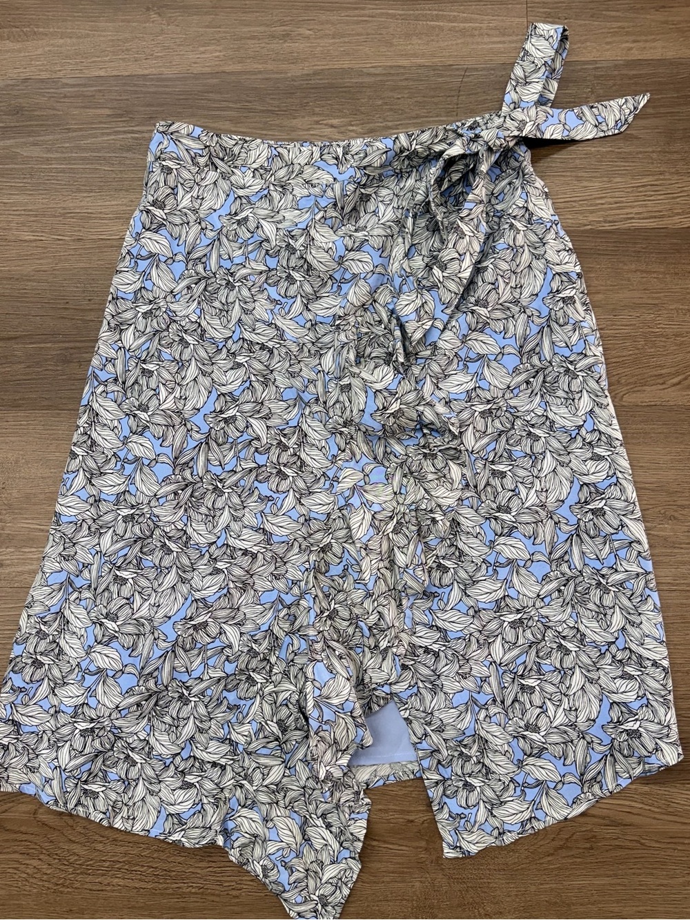 FRNCH Wrap Skirt Sz M